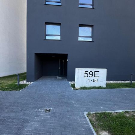 Apartament Z Widokiem Na Stadion Styl Industrialny Jedyny Taki Check In 24 H Poznan Exterior photo