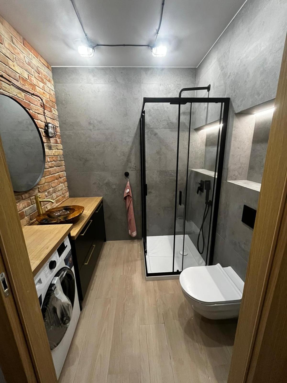Apartament Z Widokiem Na Stadion Styl Industrialny Jedyny Taki Check In 24 H Poznan Exterior photo