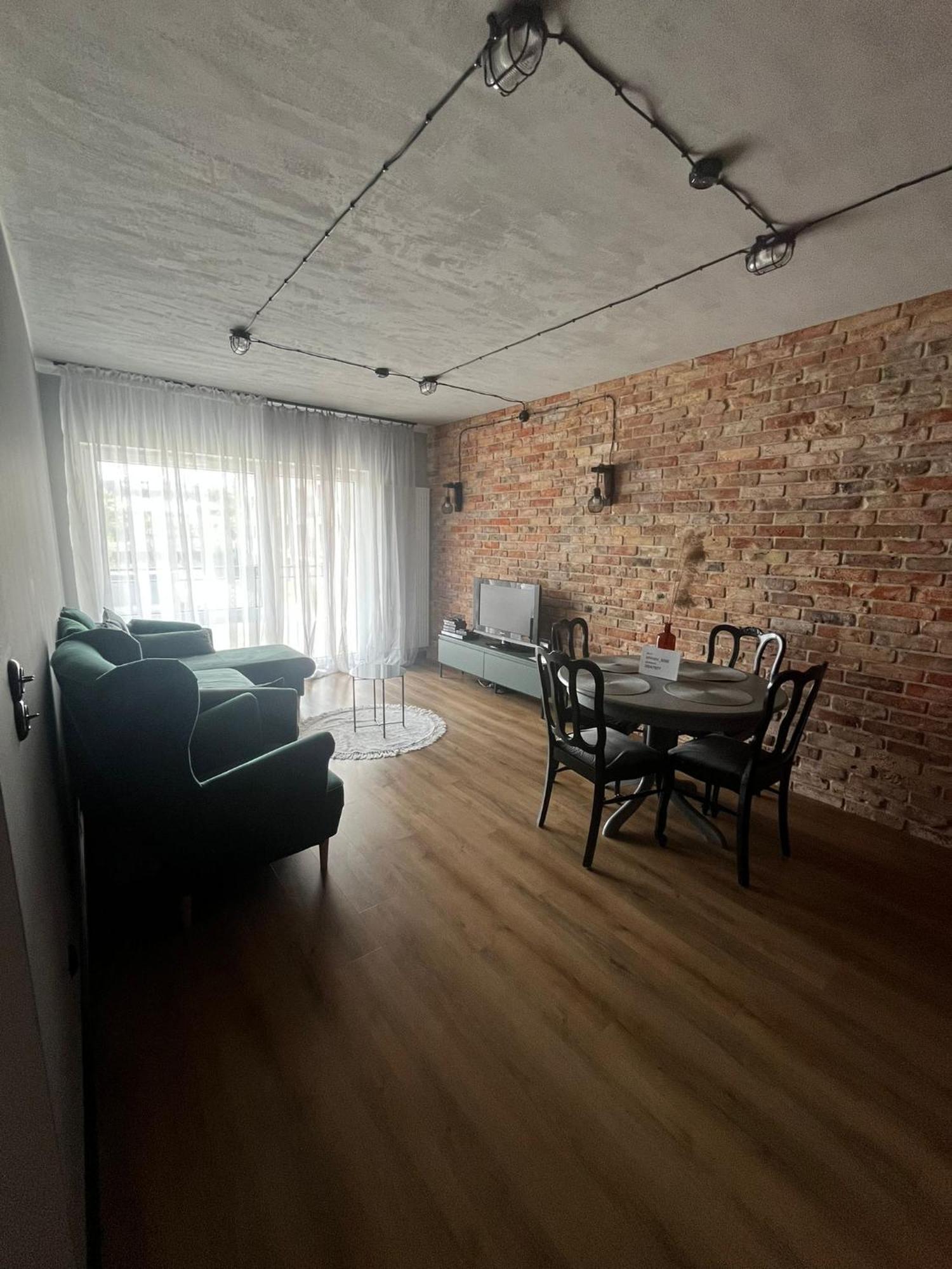 Apartament Z Widokiem Na Stadion Styl Industrialny Jedyny Taki Check In 24 H Poznan Exterior photo